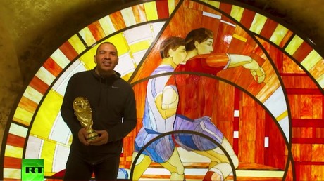 The Stan Collymore Show: Mark Bosnich, classic kits and World Cup fans
