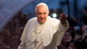 Pope responds to African protests against gay blessings