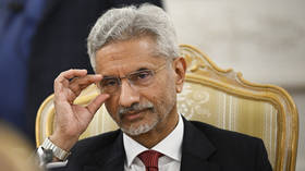 India should do better than China in its region – foreign minister