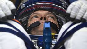 Russian cosmonaut sets new space record